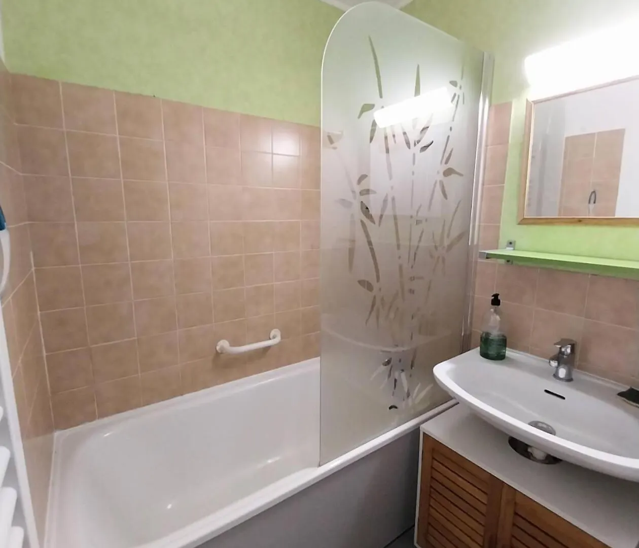 Apartment Residence Comete - Superbe Studio De 4 Couchages A Reallon Mae-4171